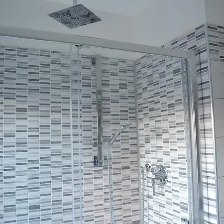 Apartamento 4 Star Bolonia