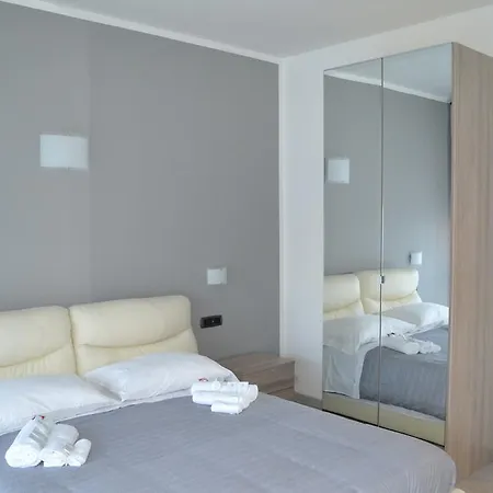 Apartamento 4 Star *