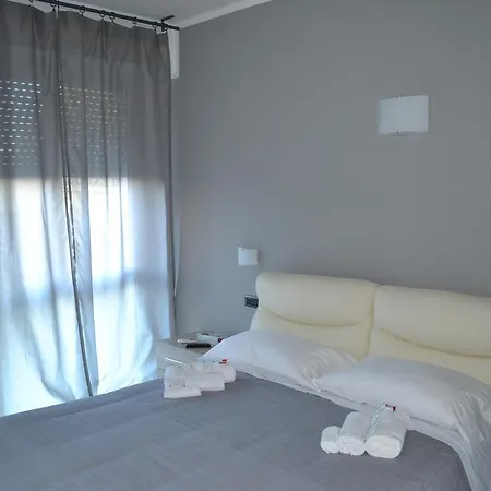 4 Star Apartman *